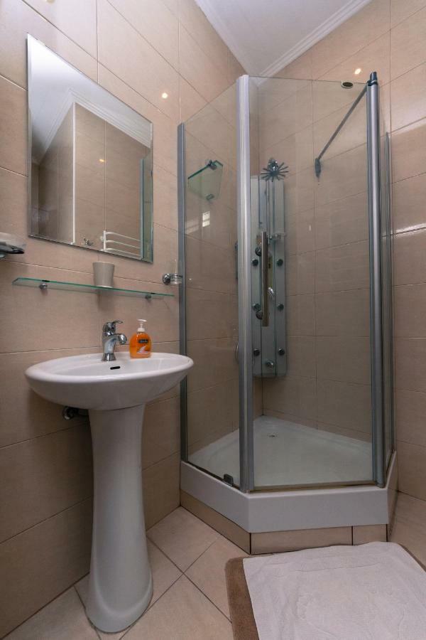 Flat For You Киев Экстерьер фото